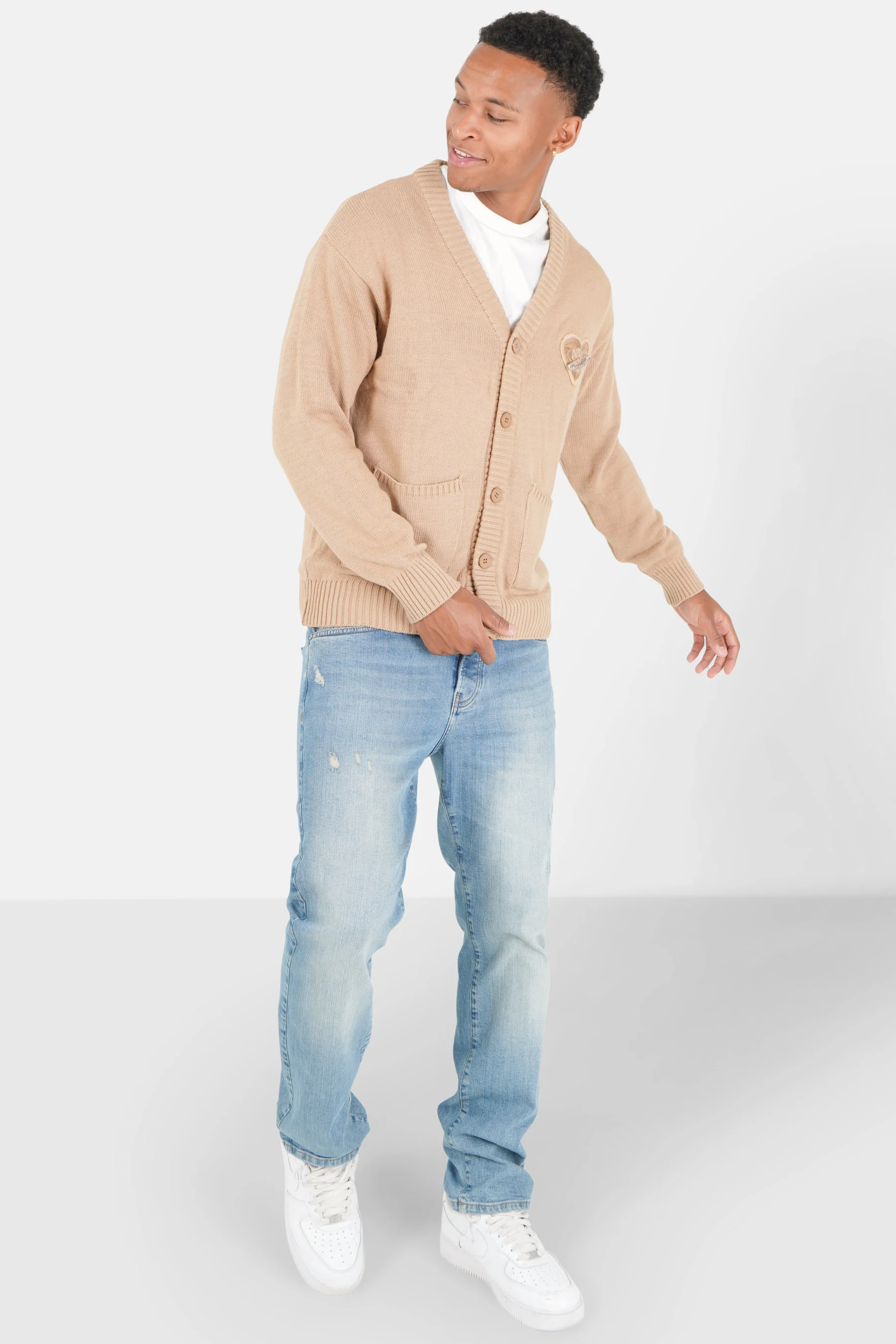 Cardigan maille coeur brodé Beige foncé - Image 2