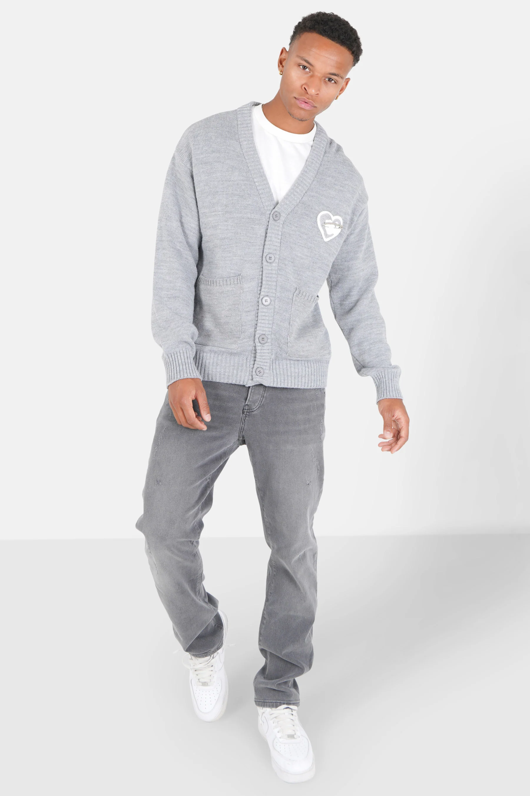 Cardigan maille coeur brodé Gris - Image 2
