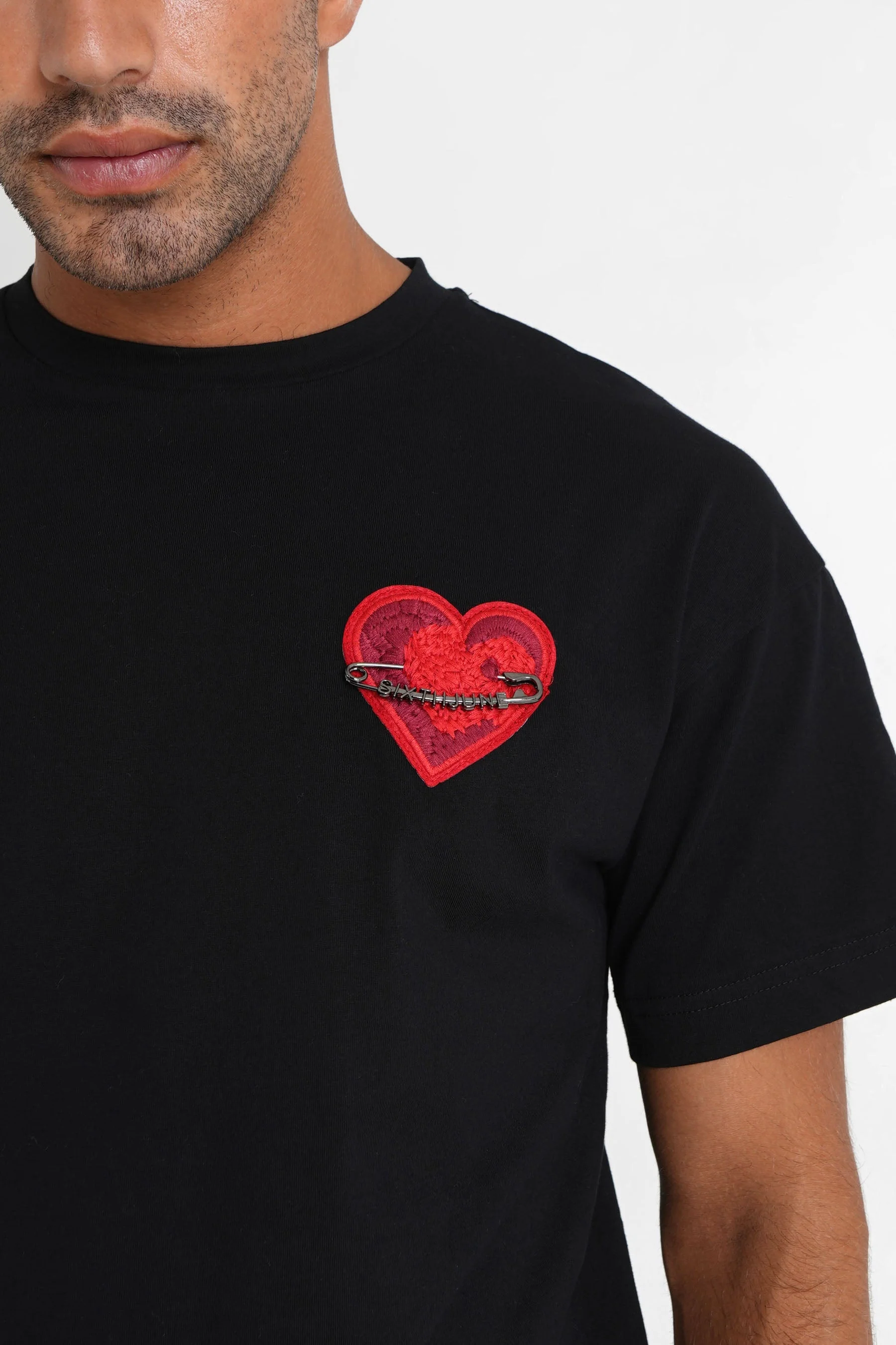 T-shirt coeur brodé Noir - Image 3