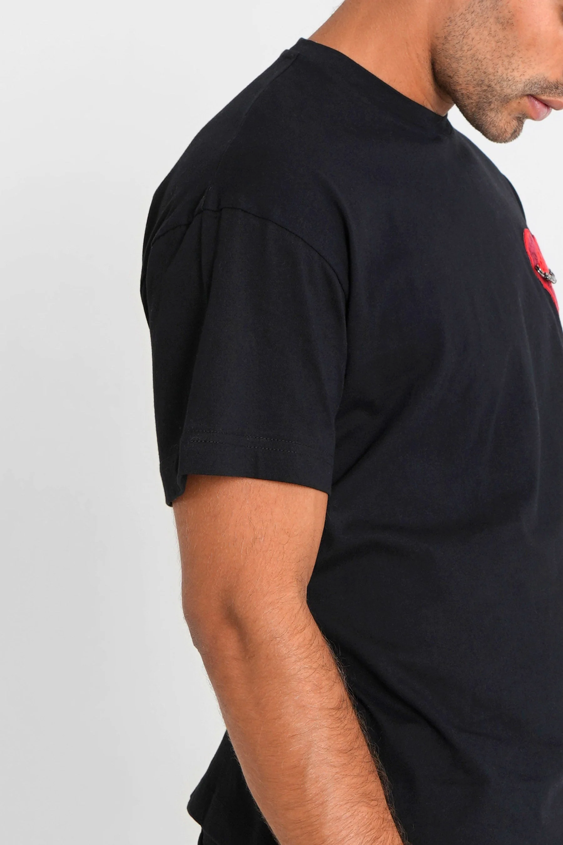T-shirt coeur brodé Noir - Image 4