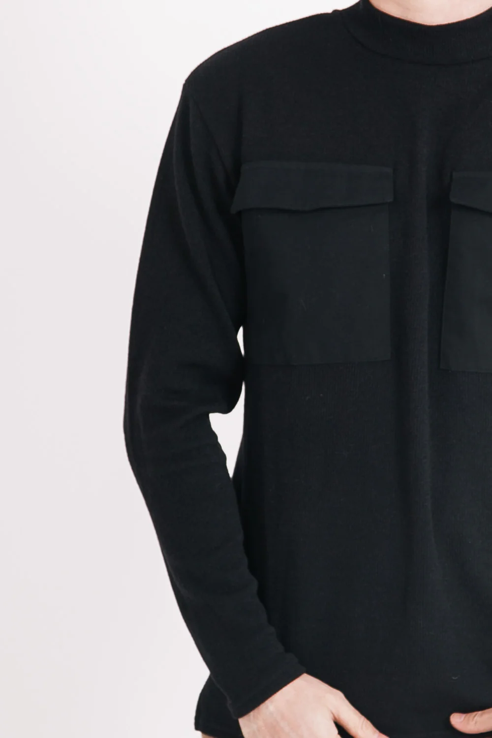 Pull en maille poche cargo noir - Image 3