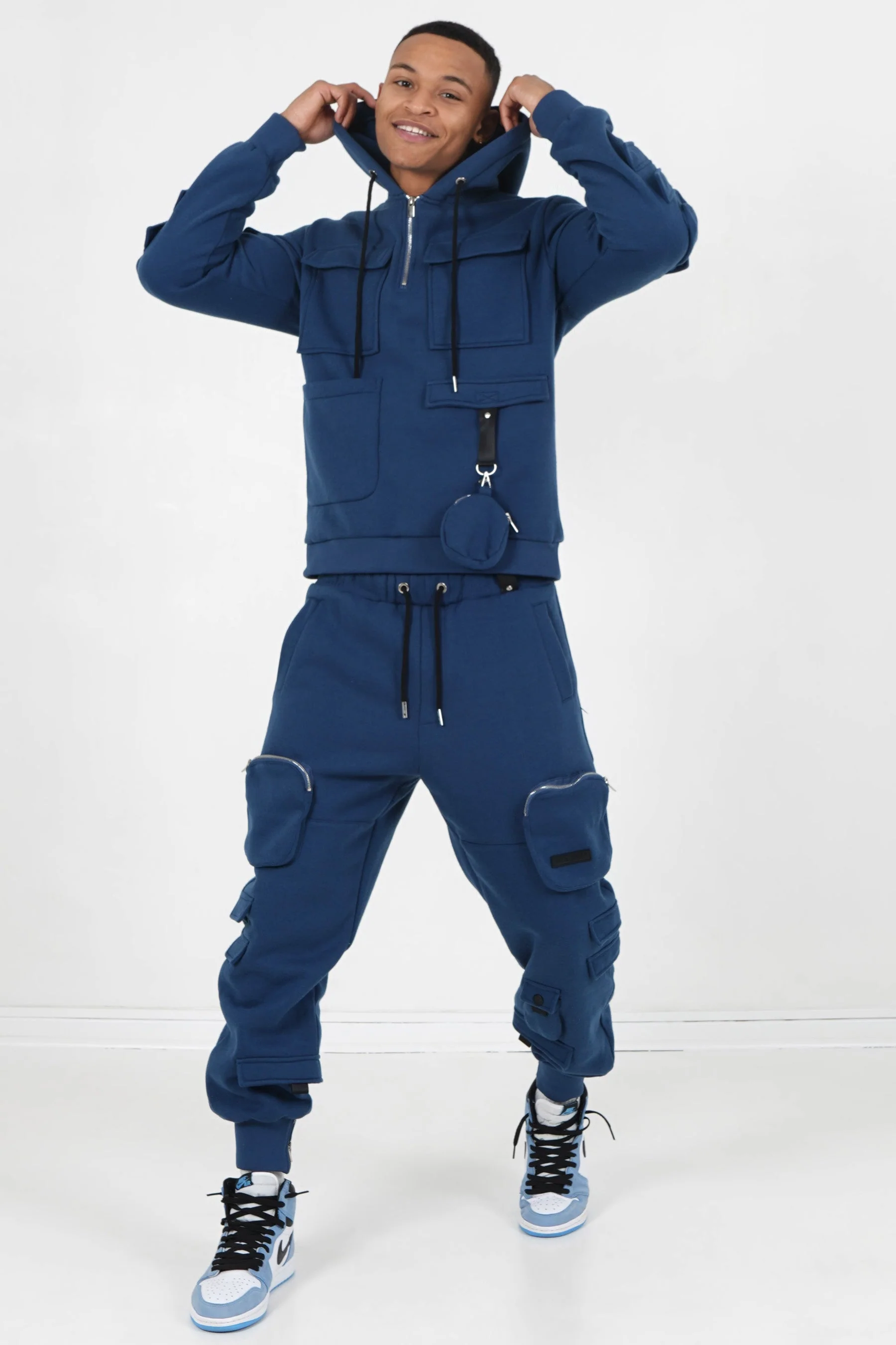 Sweat capuche petit sac Bleu foncé - Image 2
