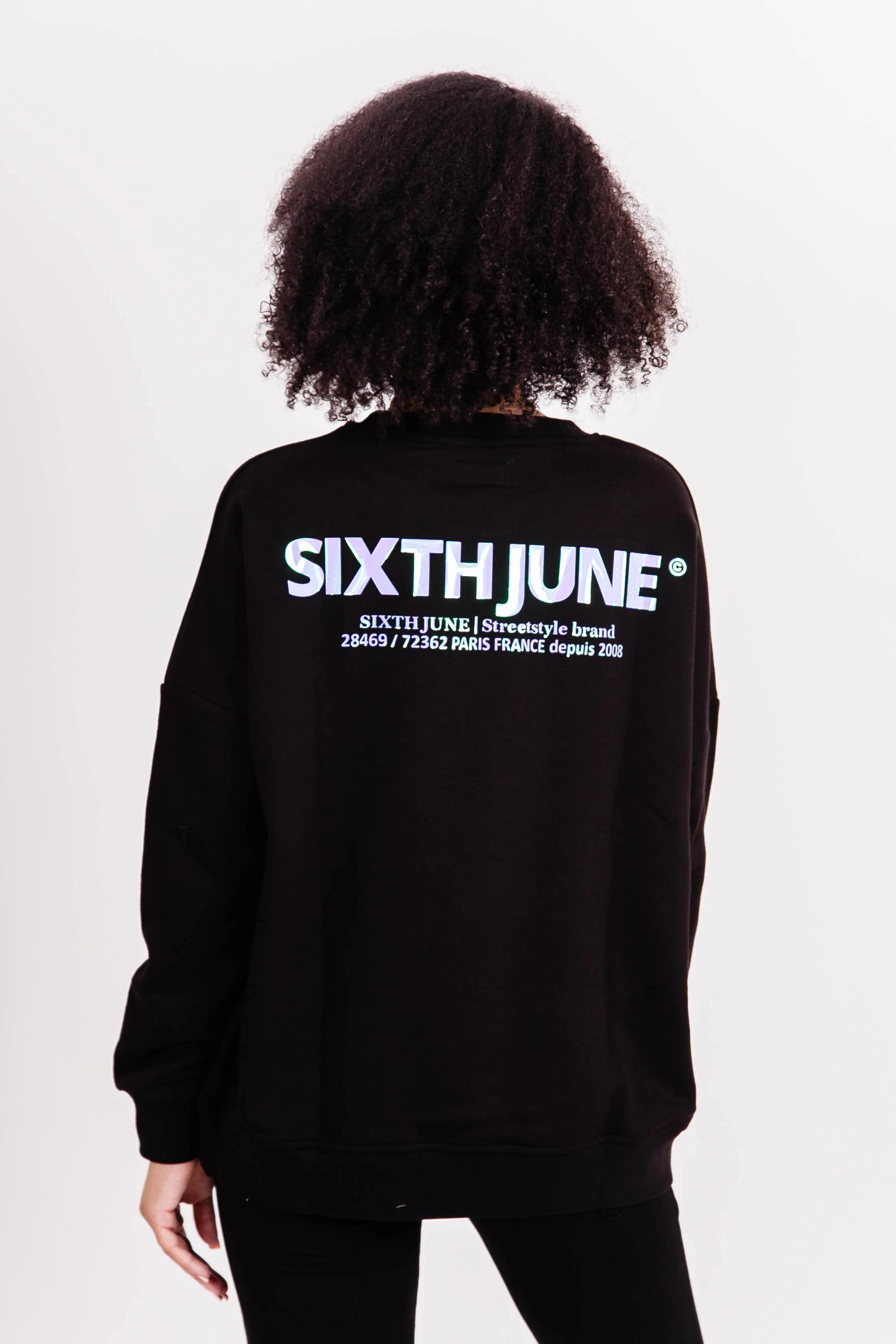 Sweatshirt holographique large noir - Image 5