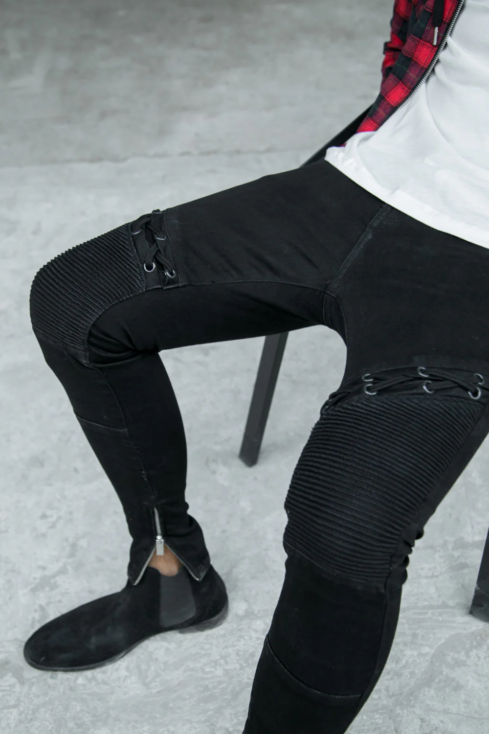 Jean biker lacets noir - Image 3