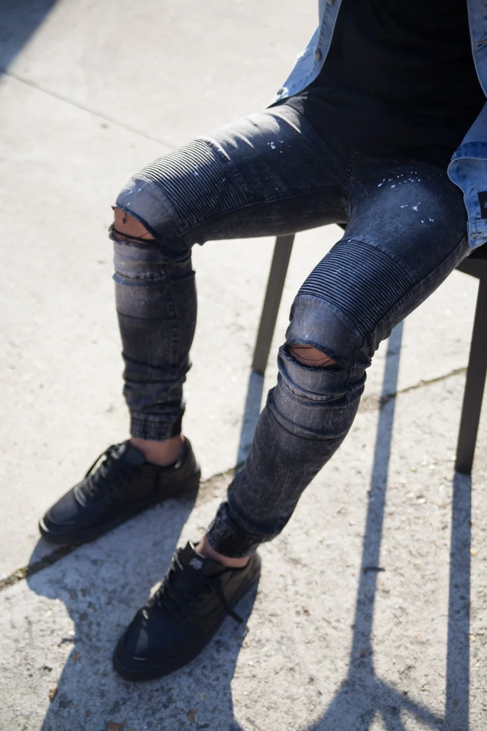 Jean biker tâché délavé noir M2257HDE - Image 3