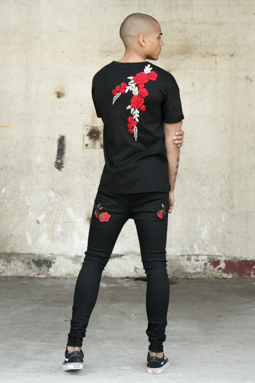 Jean broderie roses noir - Image 2