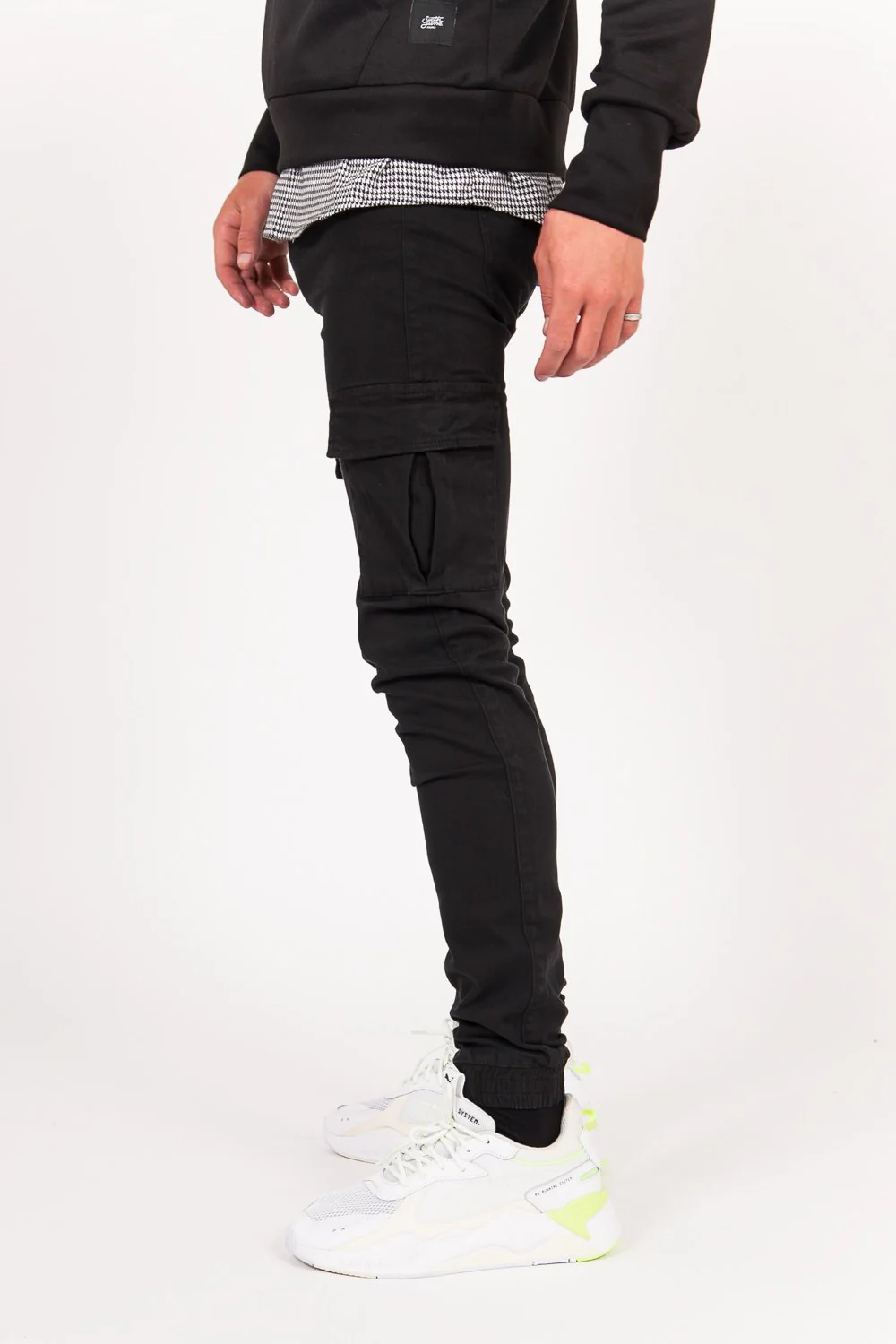 Jean poches cargo noir - Image 3