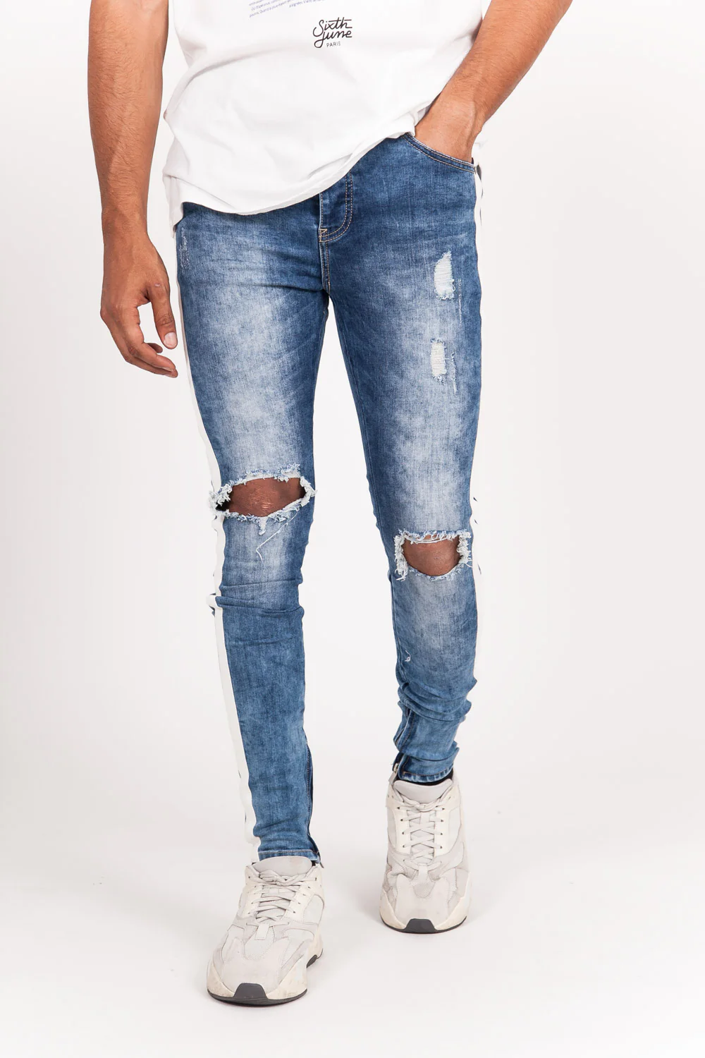 Jean trous bandes blanches bleu foncé - Image 2