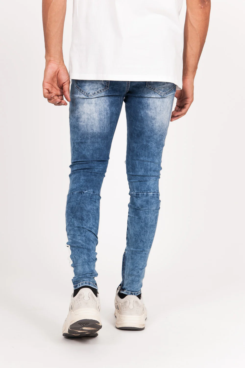Jean trous bandes blanches bleu foncé - Image 4