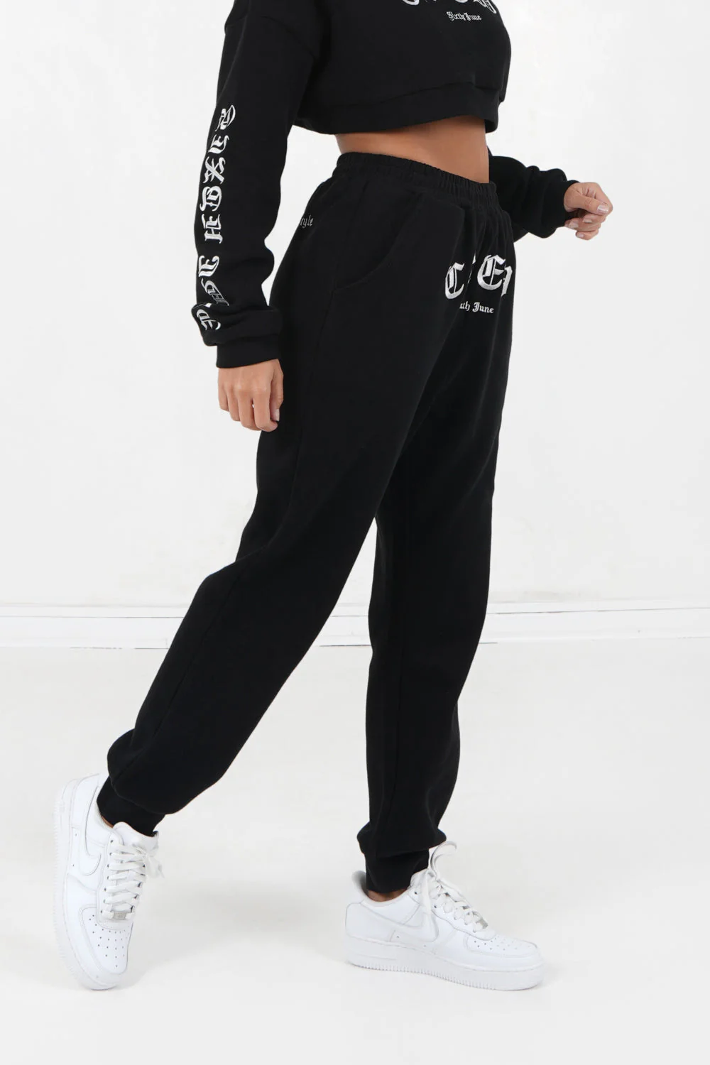 Jogging CREW gothique Noir - Image 4