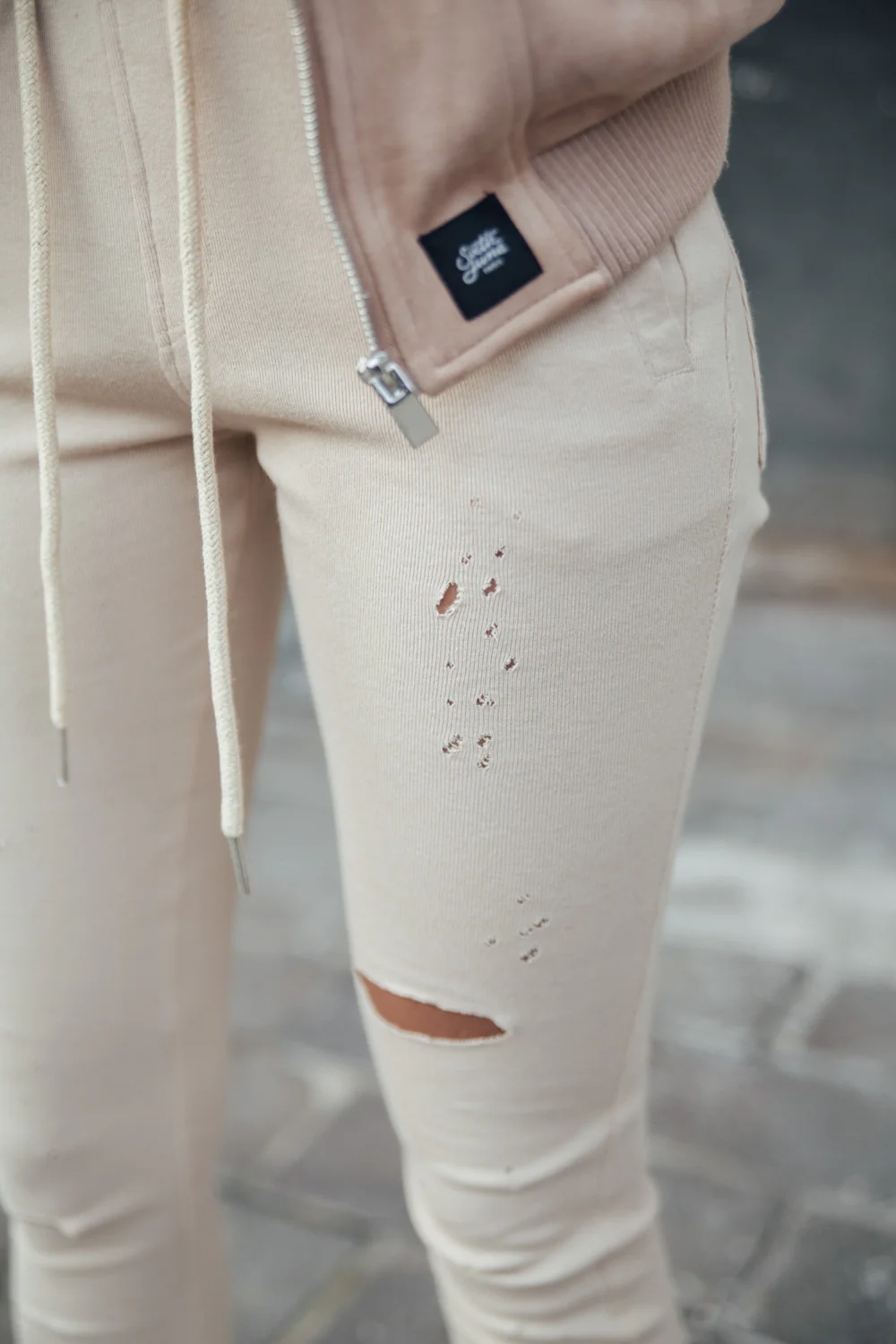 Jogging biker Femme destroy beige W2336CPA - Image 2