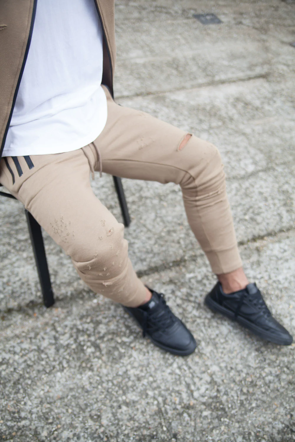 Jogging destroy zip beige M2132CPA - Image 2