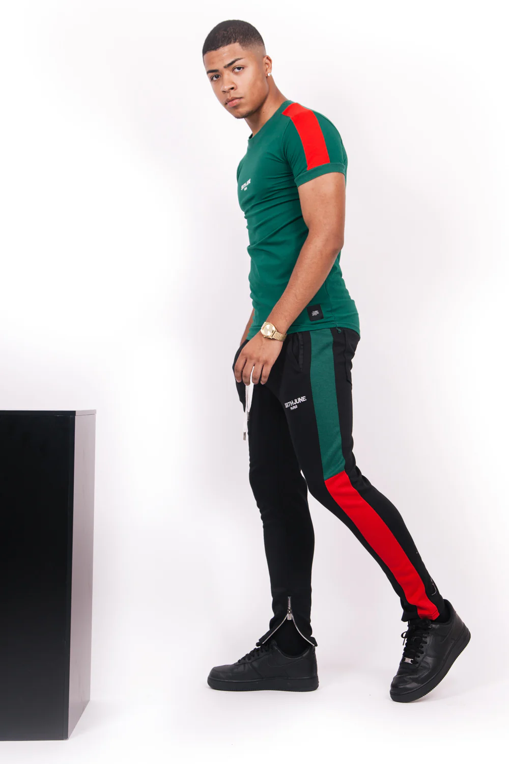 Jogging tricolore noir rouge vert - Image 4