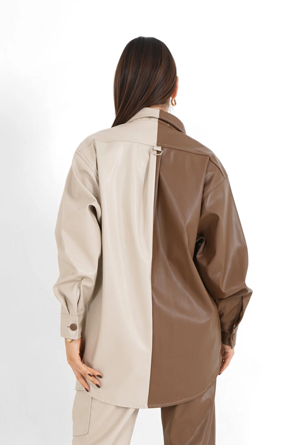Chemise bicolore simili cuir Beige - Image 5