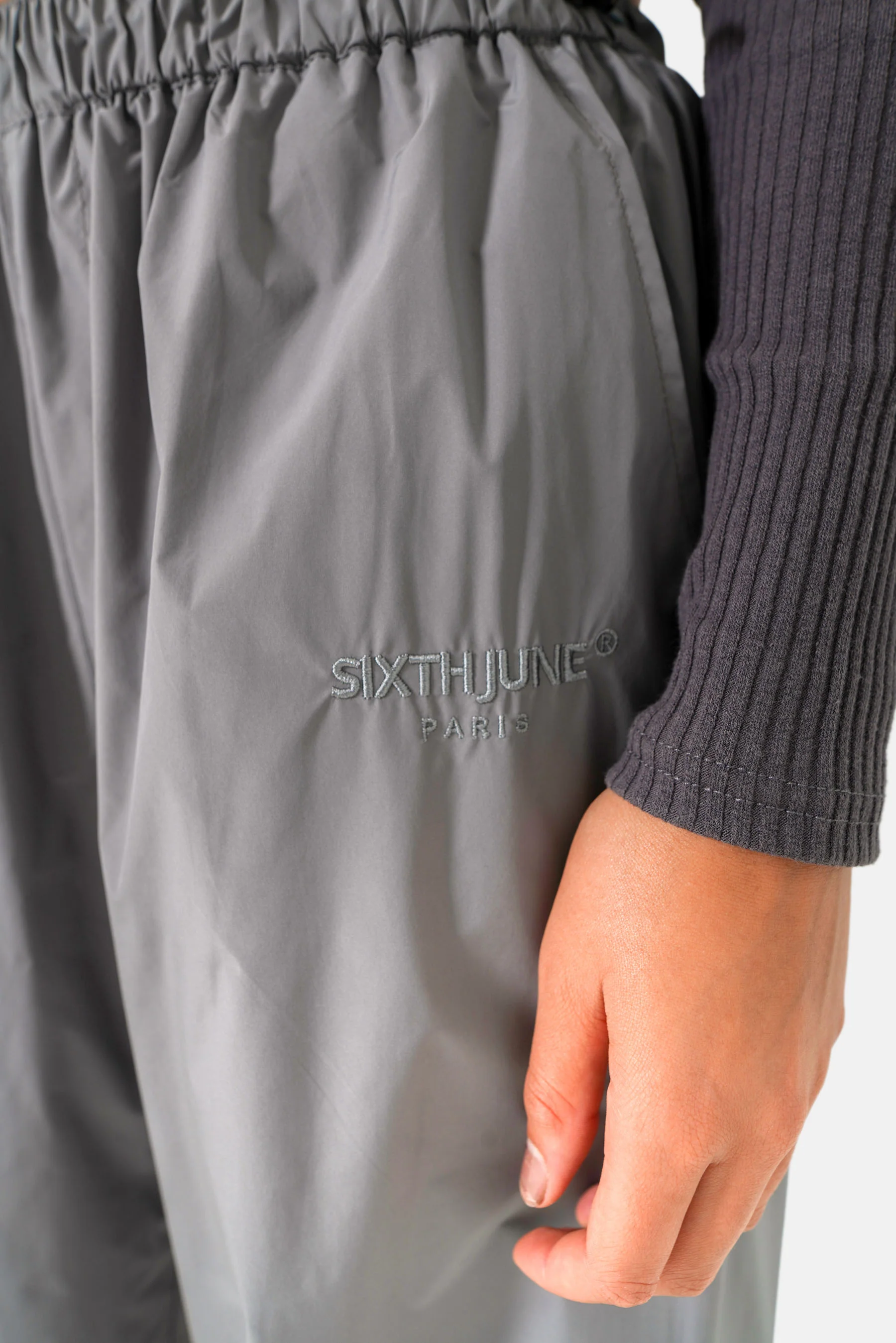 Jogging parachute broderie Gris clair - Image 3