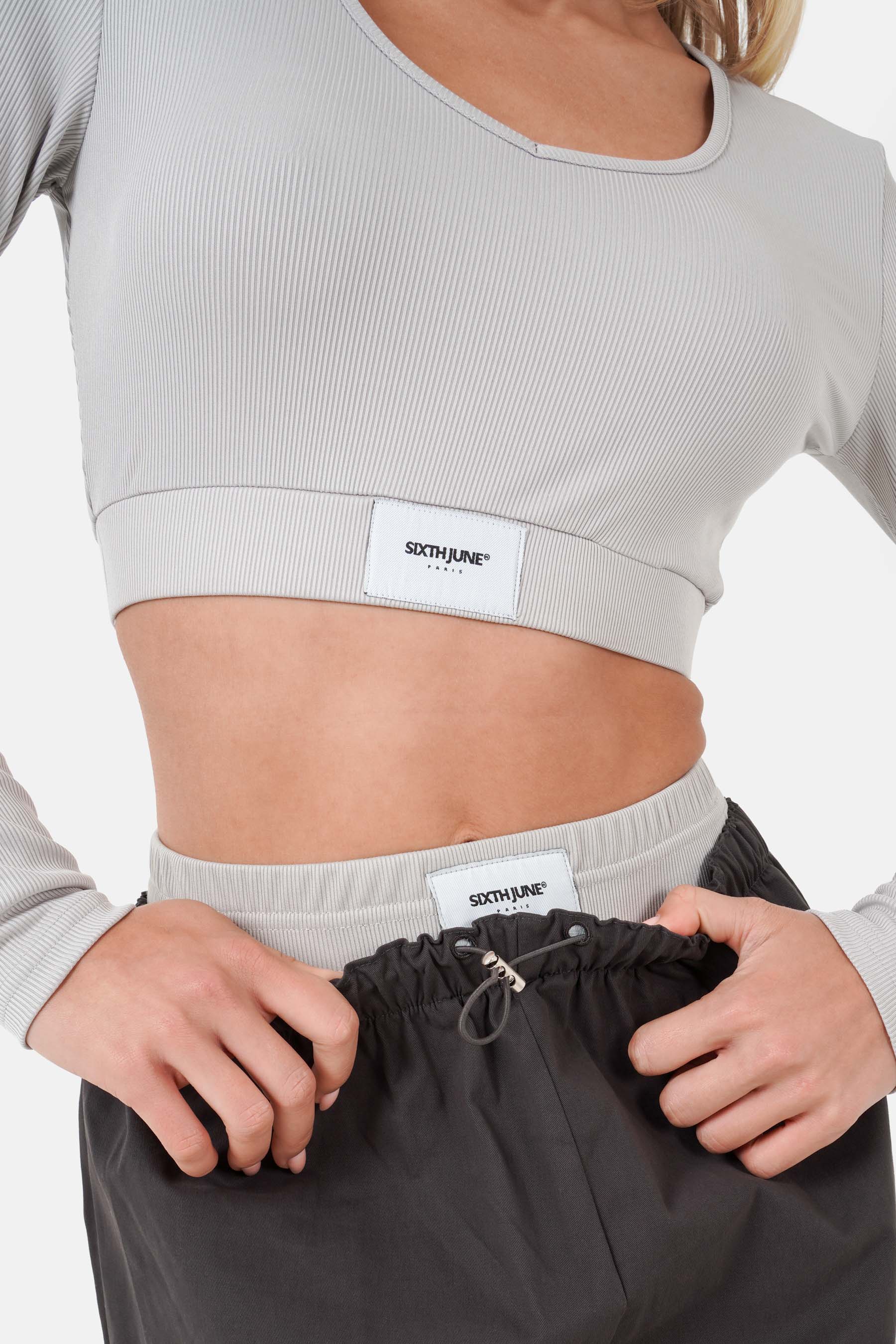 V-NECK logo l/s top - Image 3