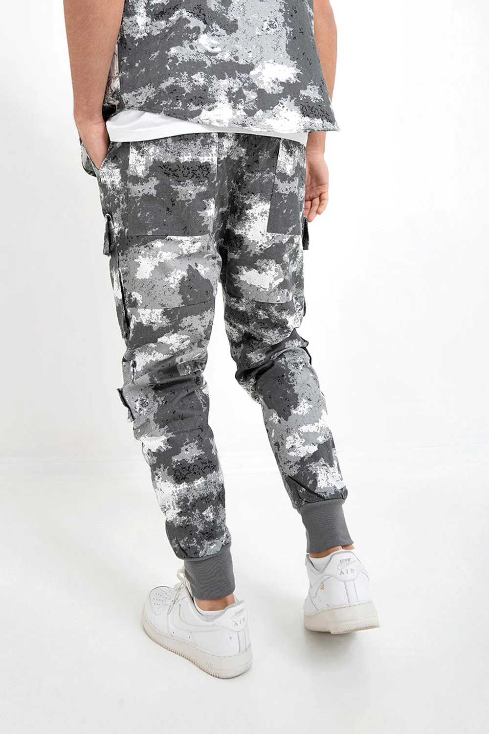 Pantalon cargo camouflage Gris - Image 4