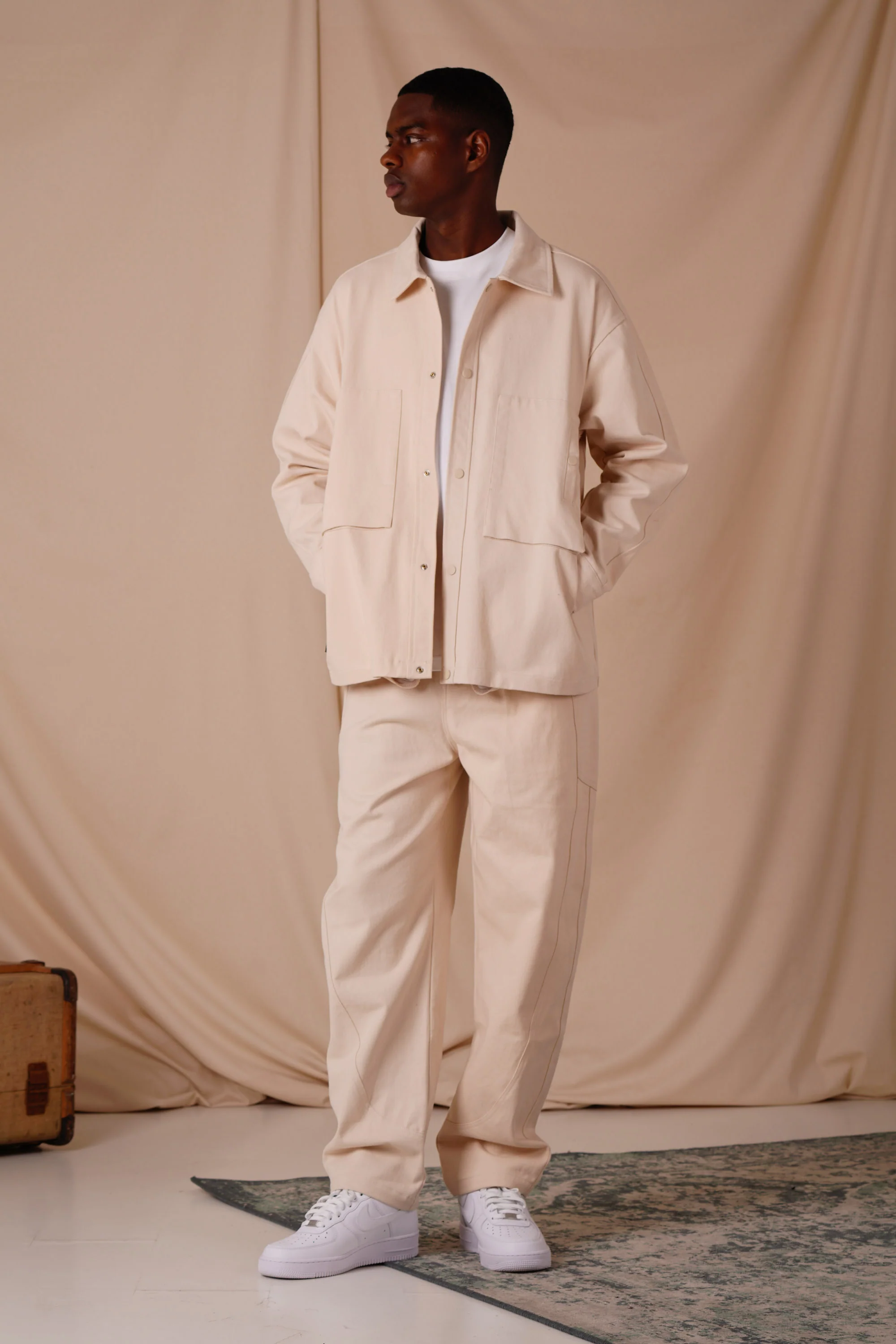 Pantalon workwear minimaliste Beige - Image 6