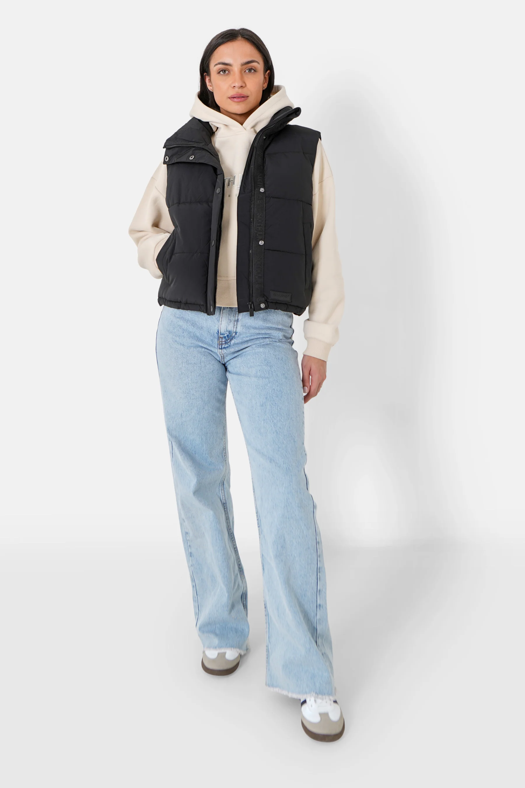 SLEEVELESS puffer jacket - Image 2