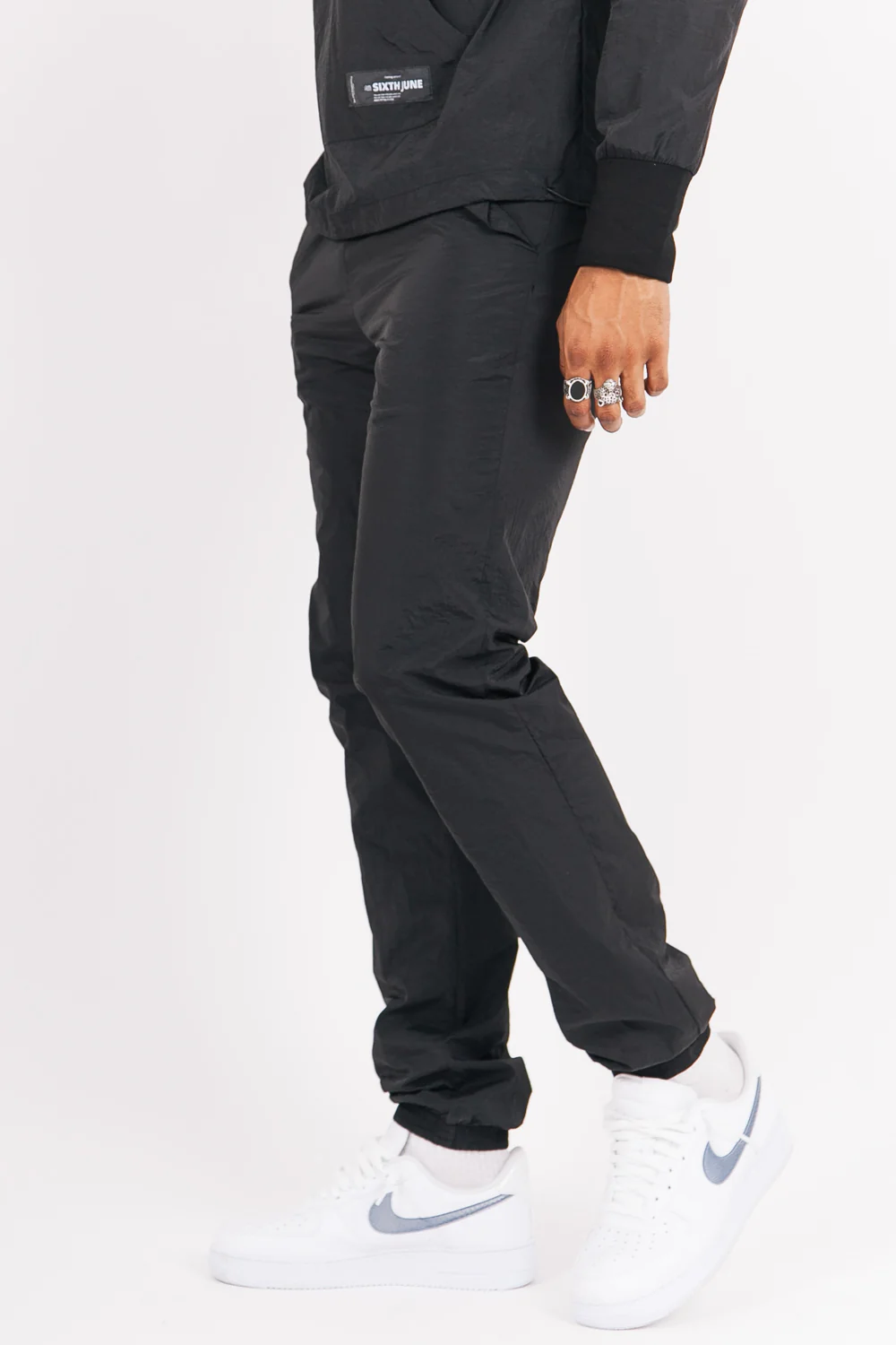 Pantalon jogging nylon noir - Image 3