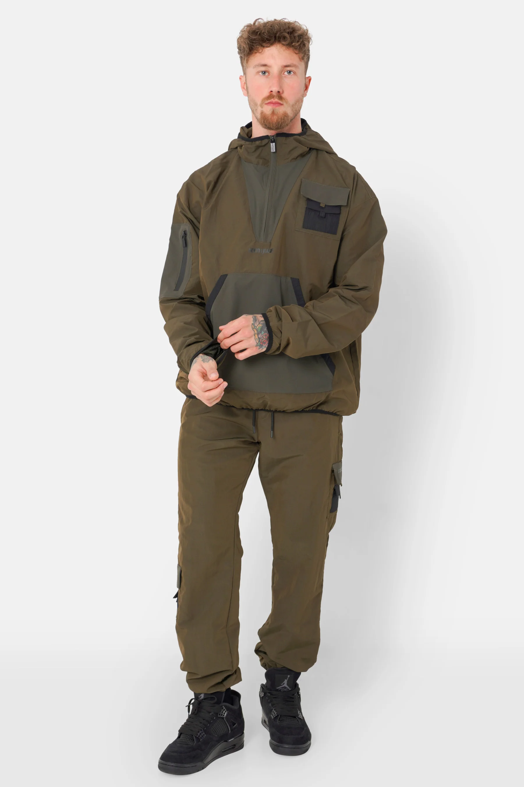 nylon tech light jacket 23946-KAKI - Image 2