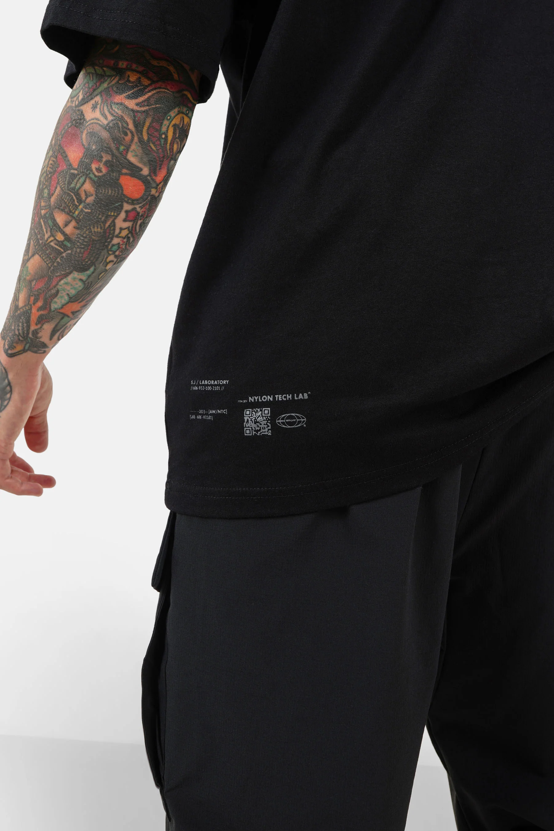 ZIPPED s/s t-shirt - Image 3