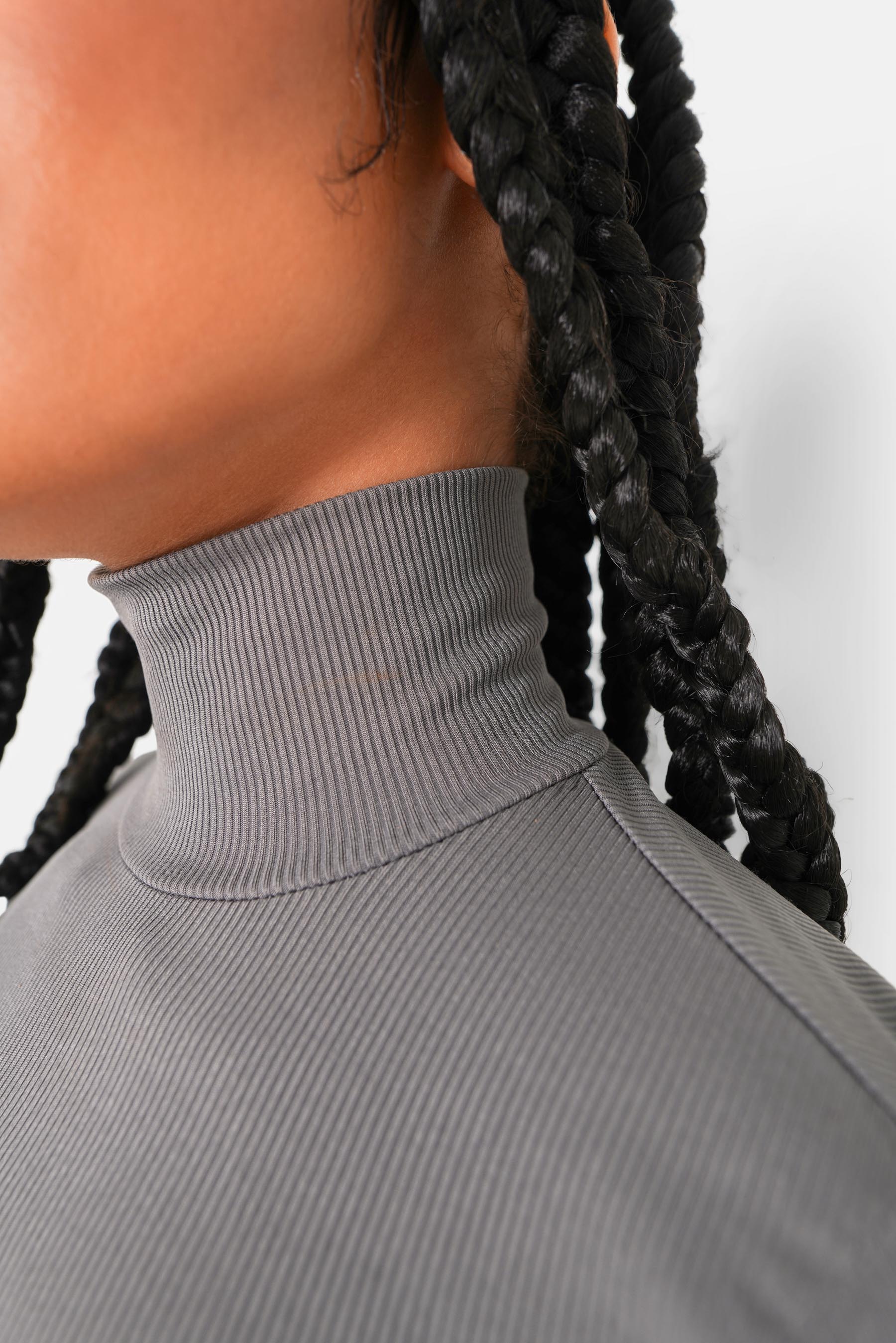 BACKLESS jewel l/s top - Image 3