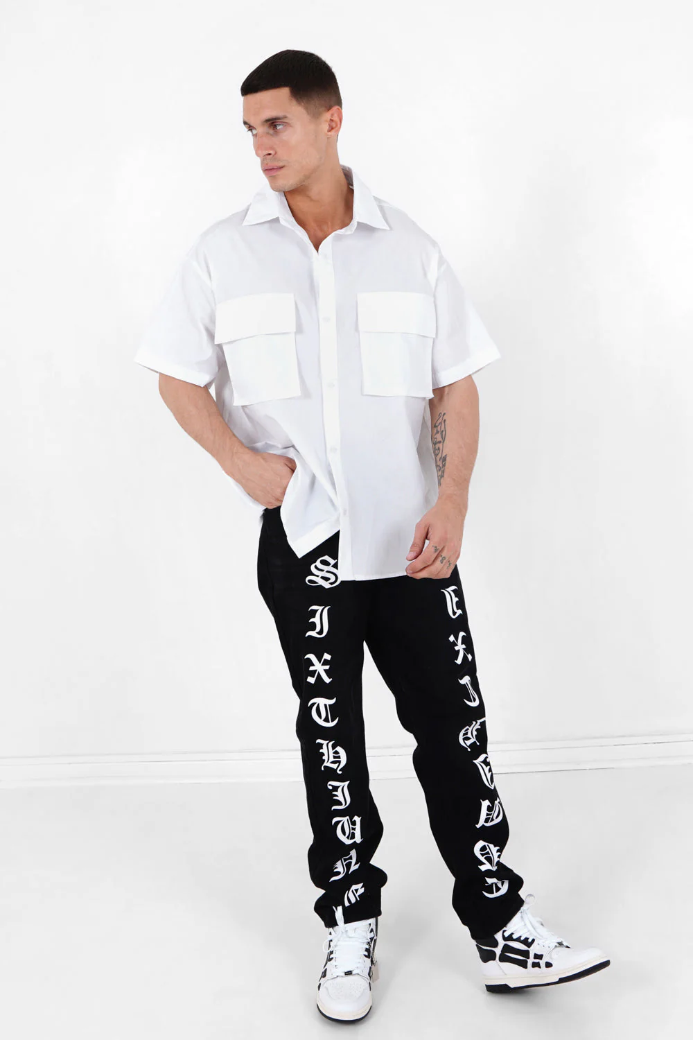 Chemise oversize logo gothique Blanc - Image 2