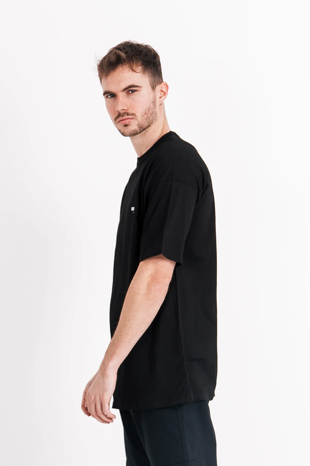 T-shirt manches courtes floral oversize noir - Image 5