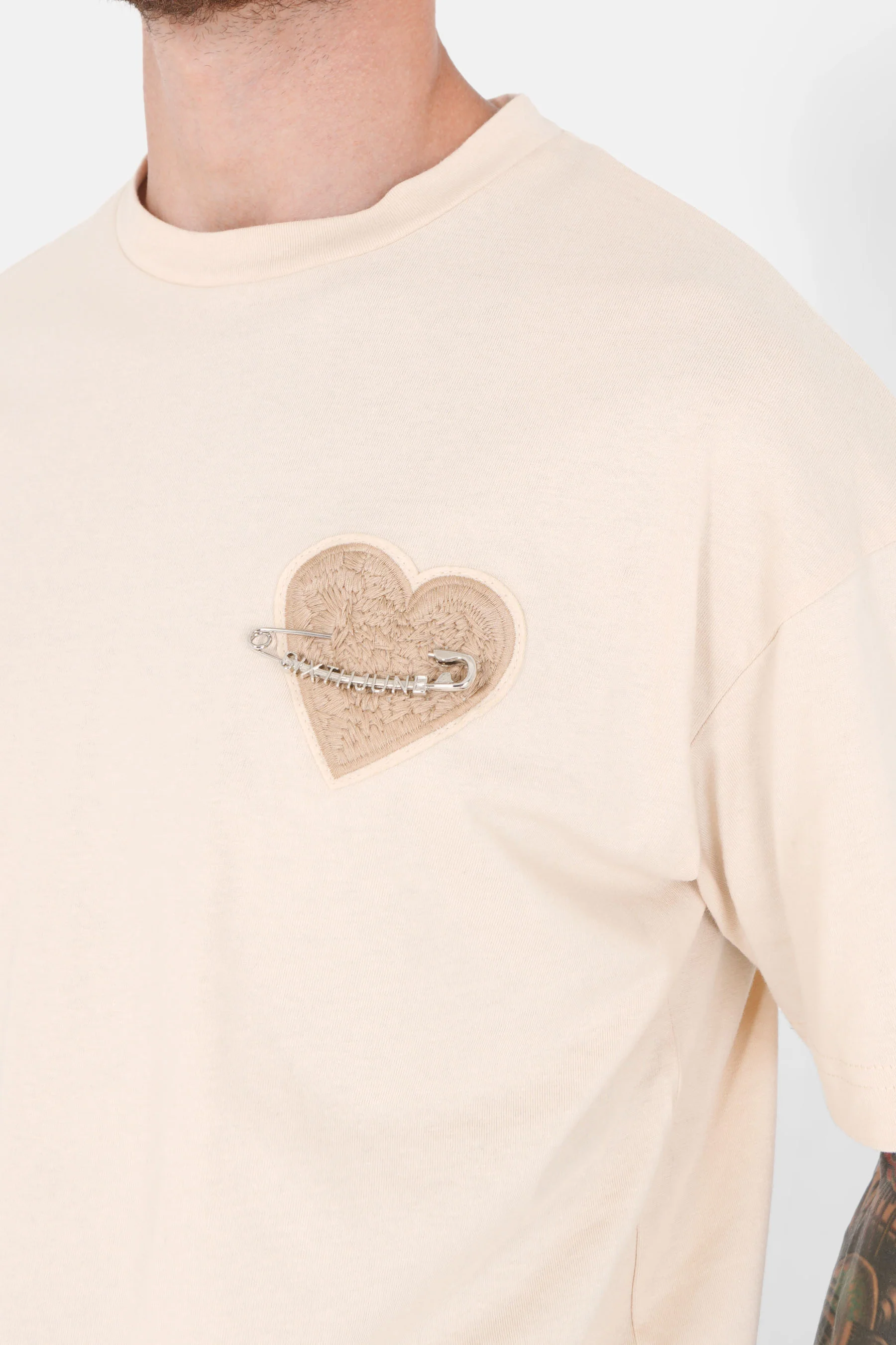 T-shirt coeur brodé Beige clair - Image 3