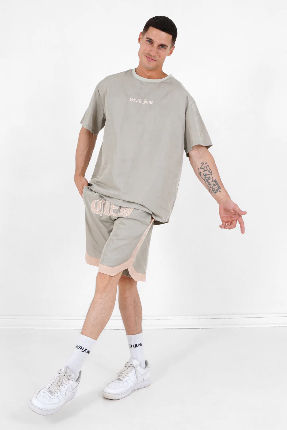 Short oversize gothique Vert clair - Image 2