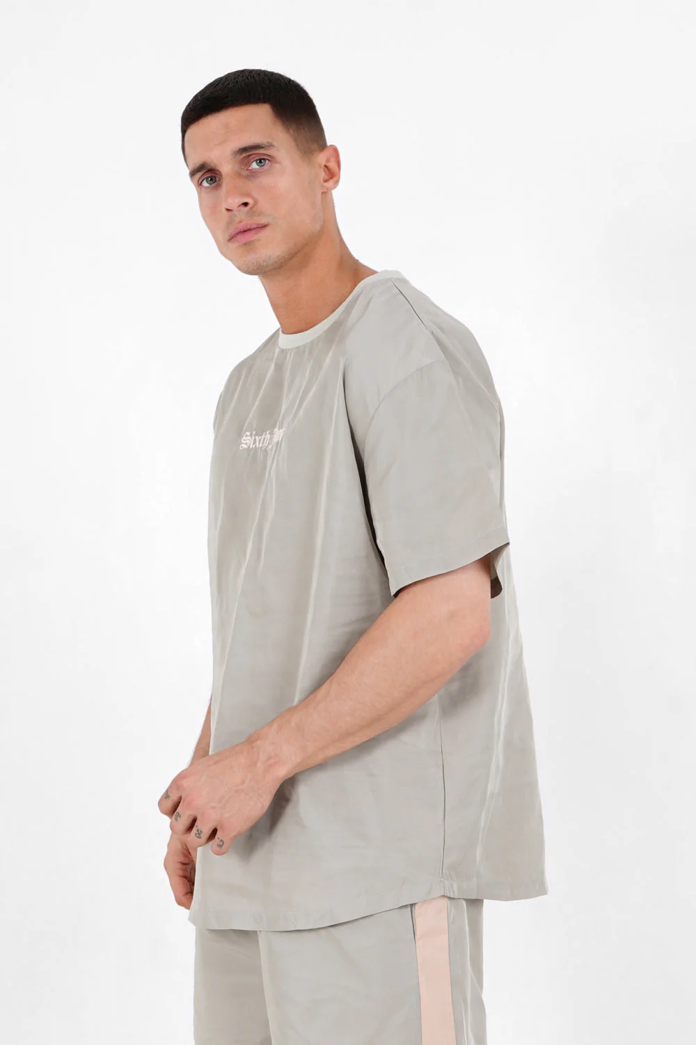 T-shirt oversize gothique Vert clair - Image 4