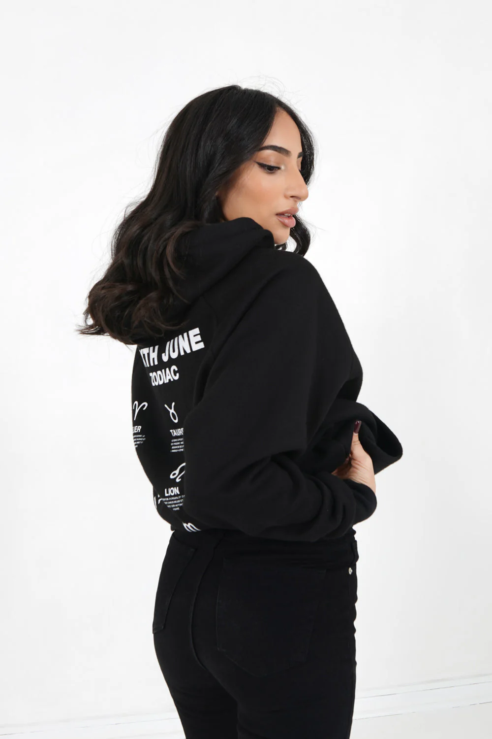 Sweat capuche signes zodiaque Noir - Image 4