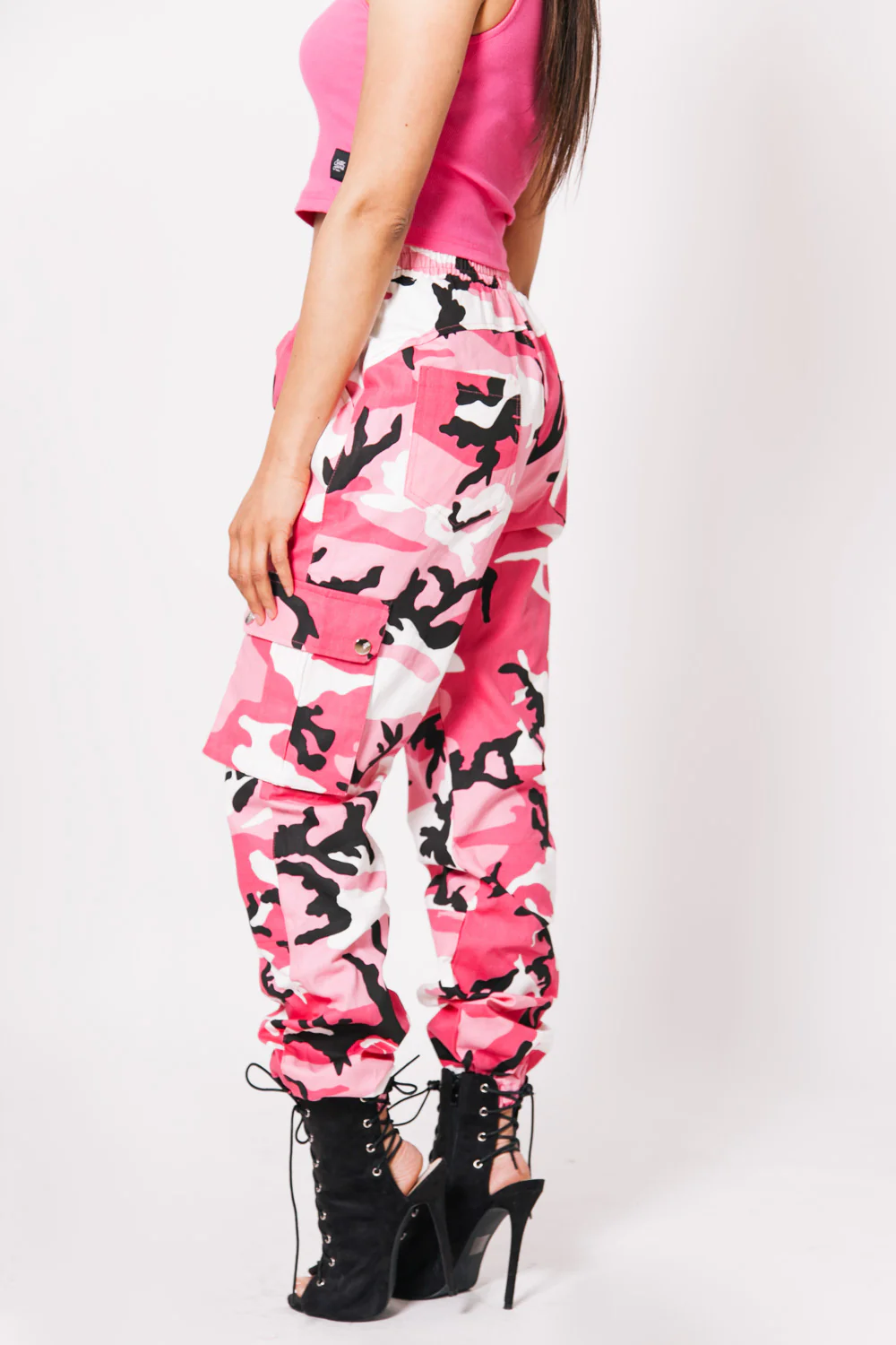 Pantalon cargo camouflage rose - Image 3