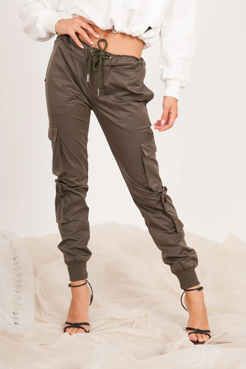 Pantalon cargo zip kaki - Image 2