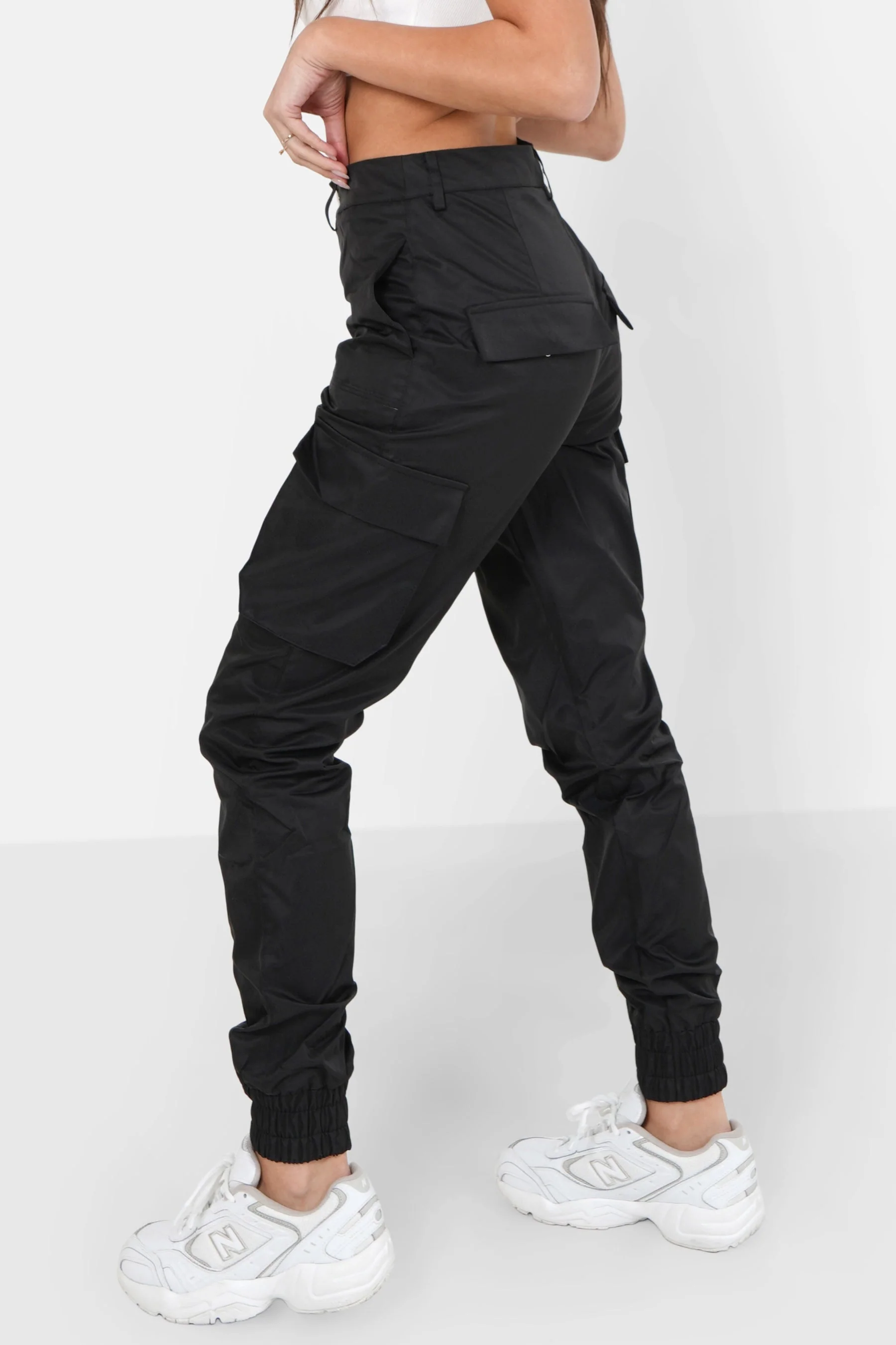 Pantalon cargo Noir - Image 4