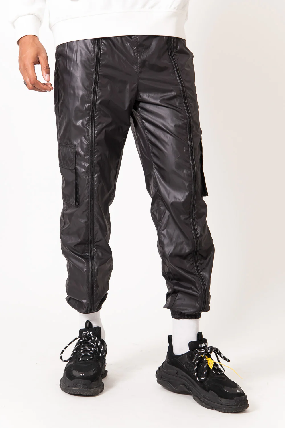 Pantalon jogging brillant zip noir - Image 2