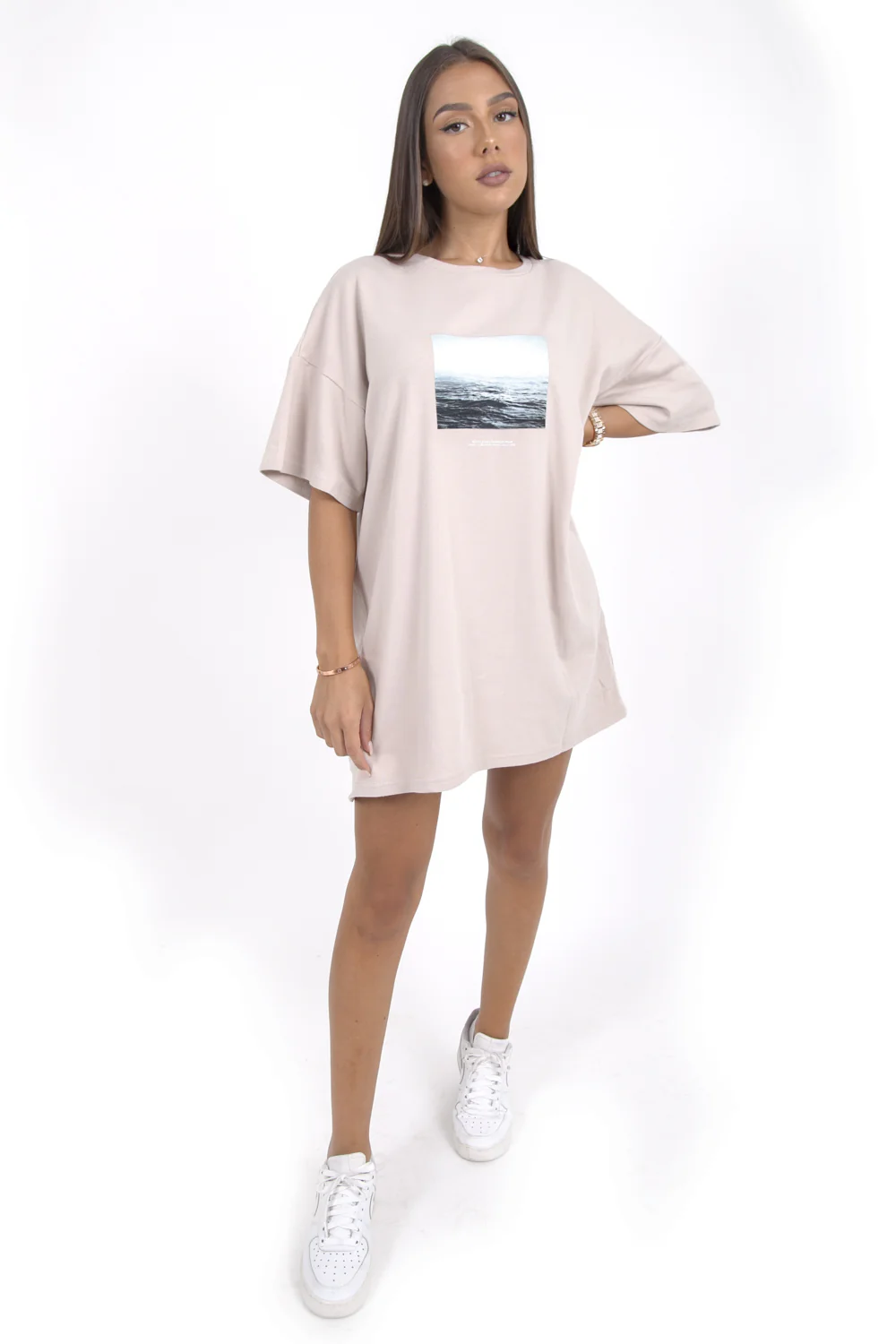 Robe t-shirt oversize imprimé océan beige - Image 5