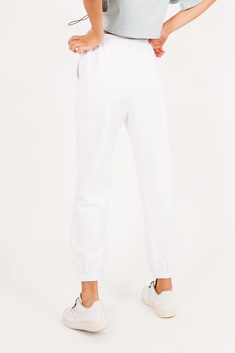 Pantalon Jogging logo blanc - Image 4