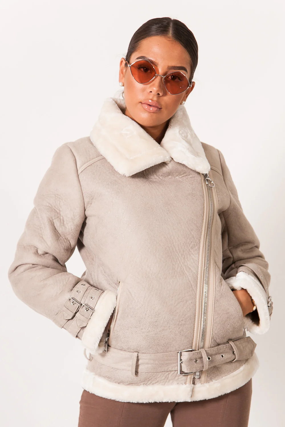 Veste fourré simili cuir mouton beige - Image 6