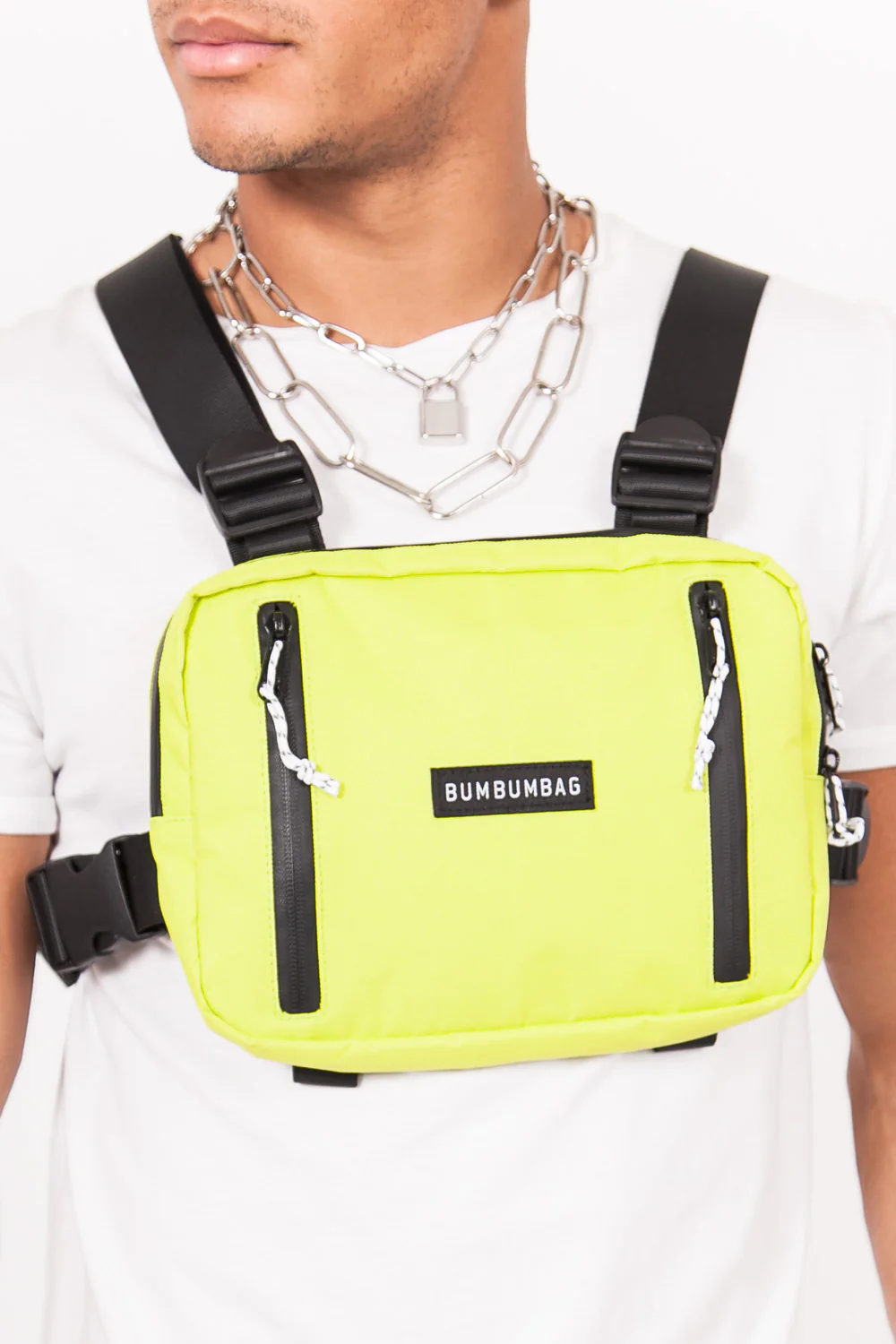 Petit sac poitrine texte zips vert - Image 2