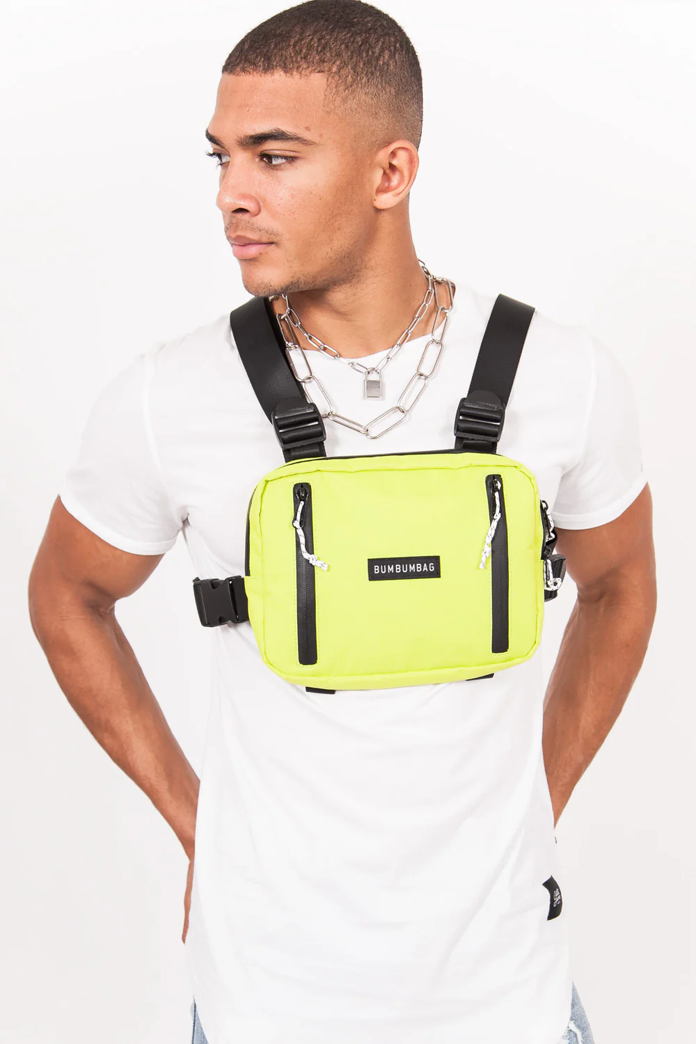 Petit sac poitrine texte zips vert - Image 3