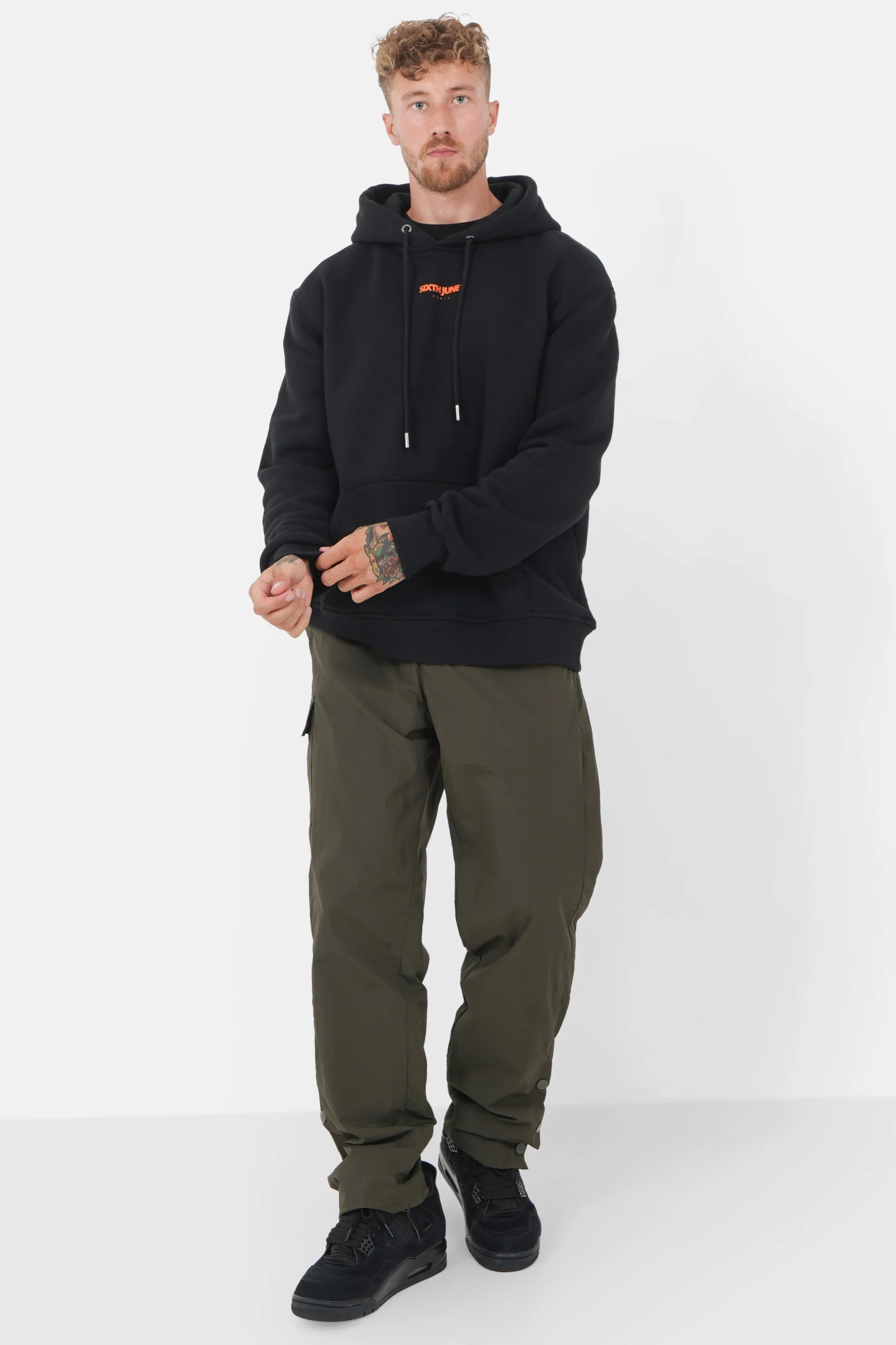 Sweatshirt capuche imprimé relief Noir - Image 2