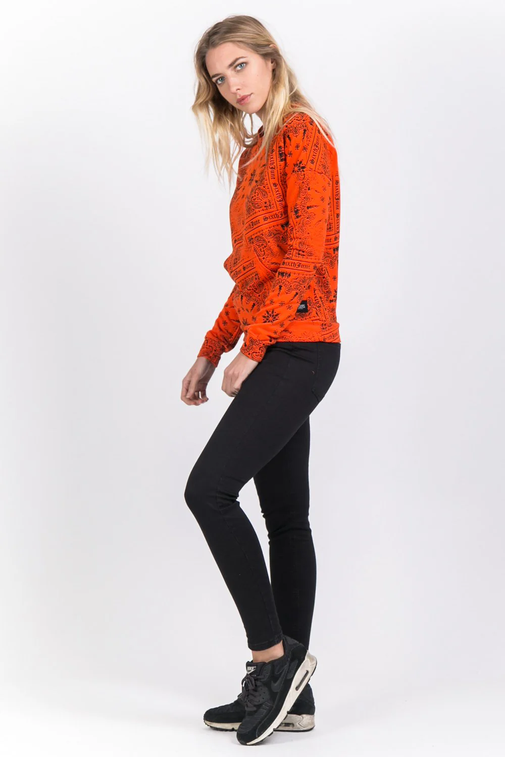 Pull all over bandana orange - Image 4