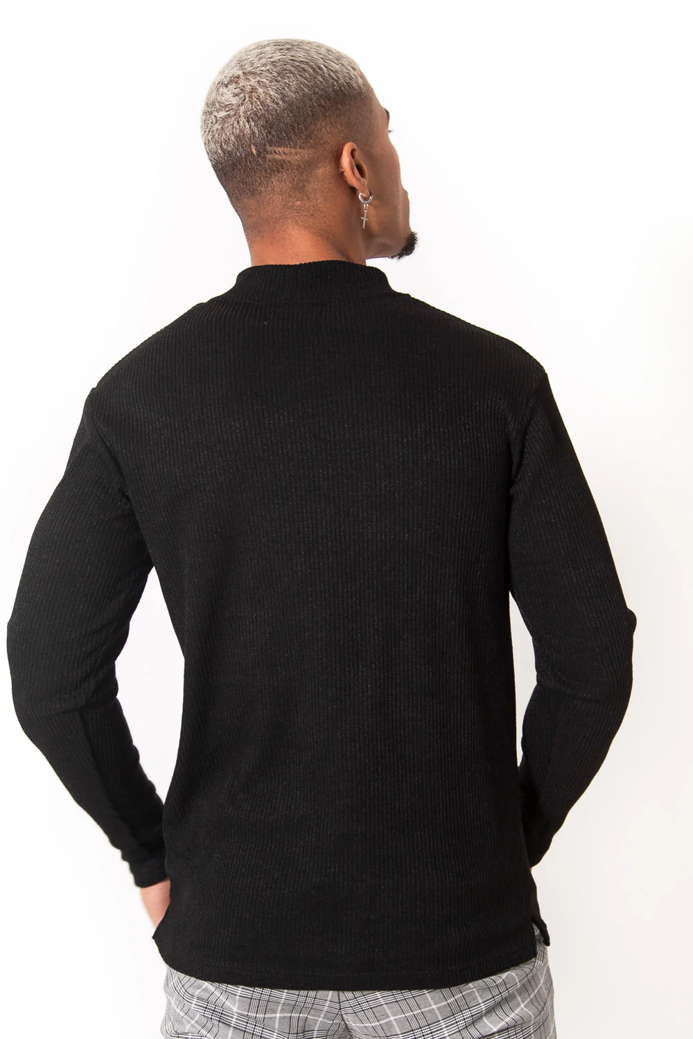 T-shirt col montant côtelé noir - Image 5