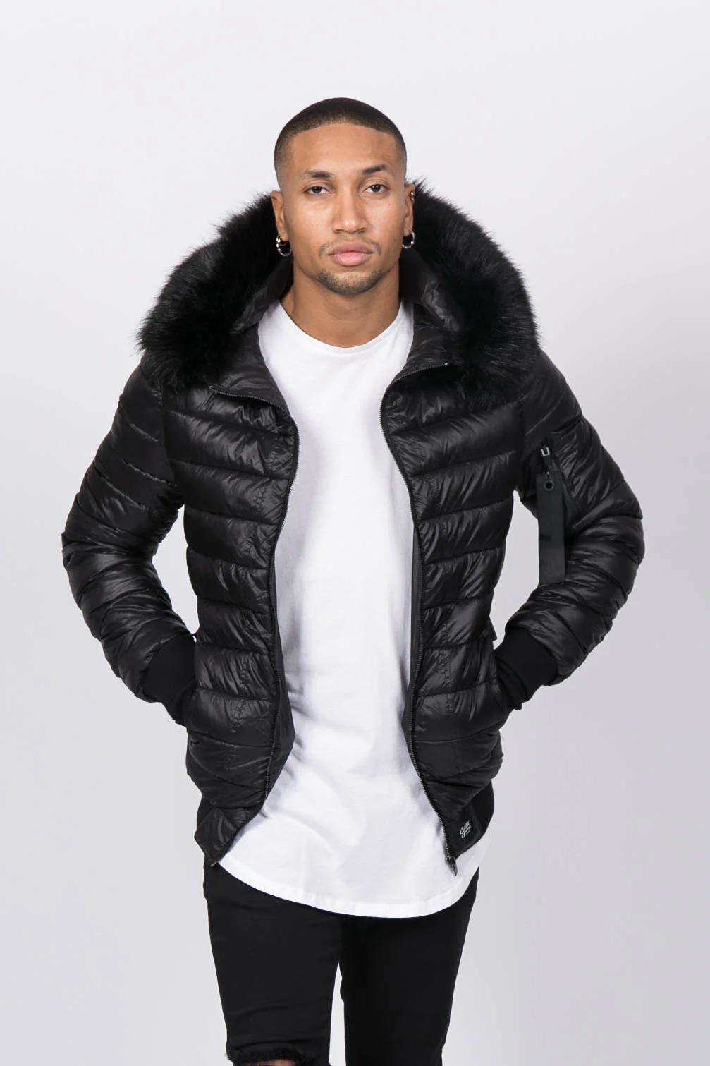 Doudoune courte regular fit noire - Image 2