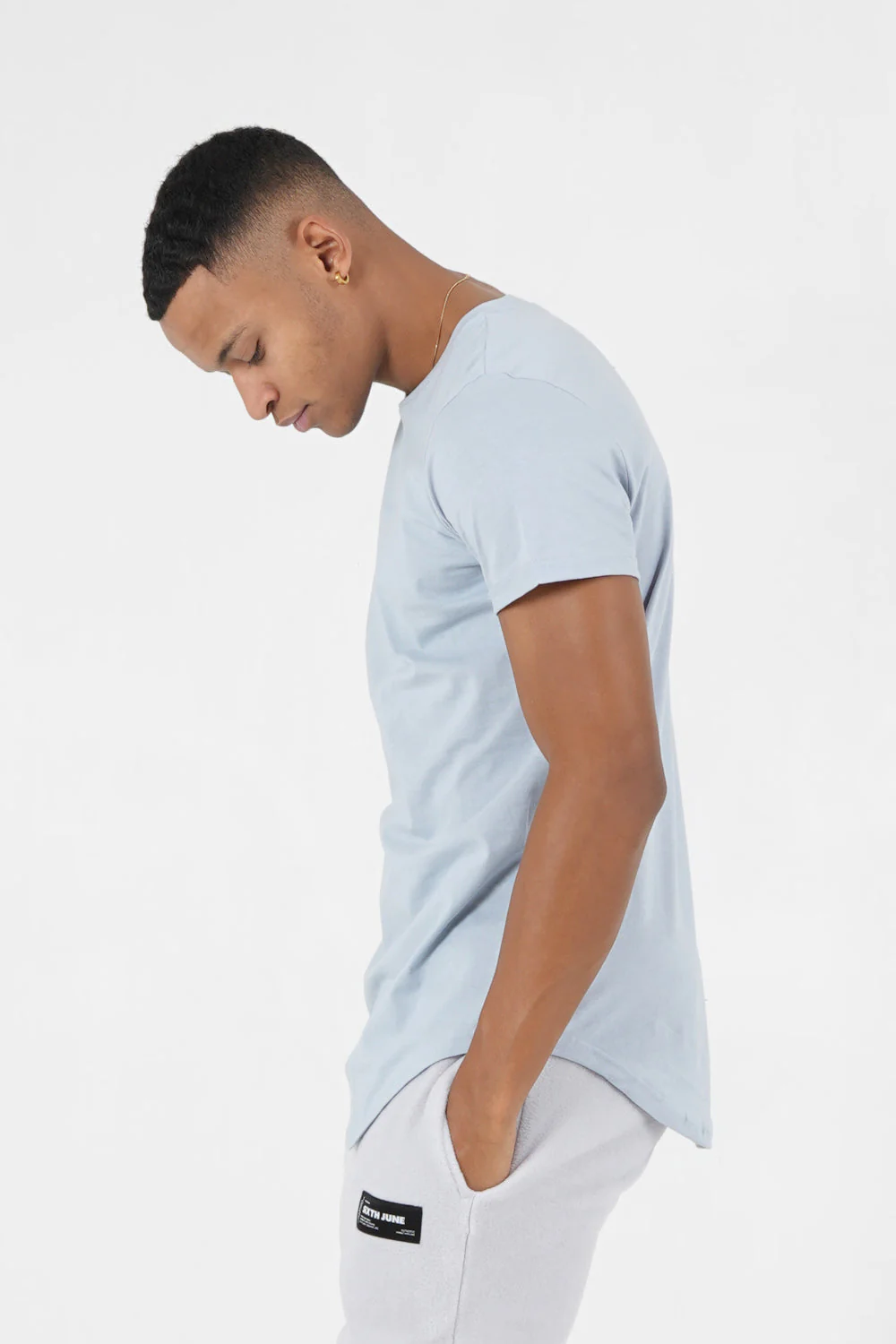 T-shirt bas arrondi long Bleu clair - Image 4