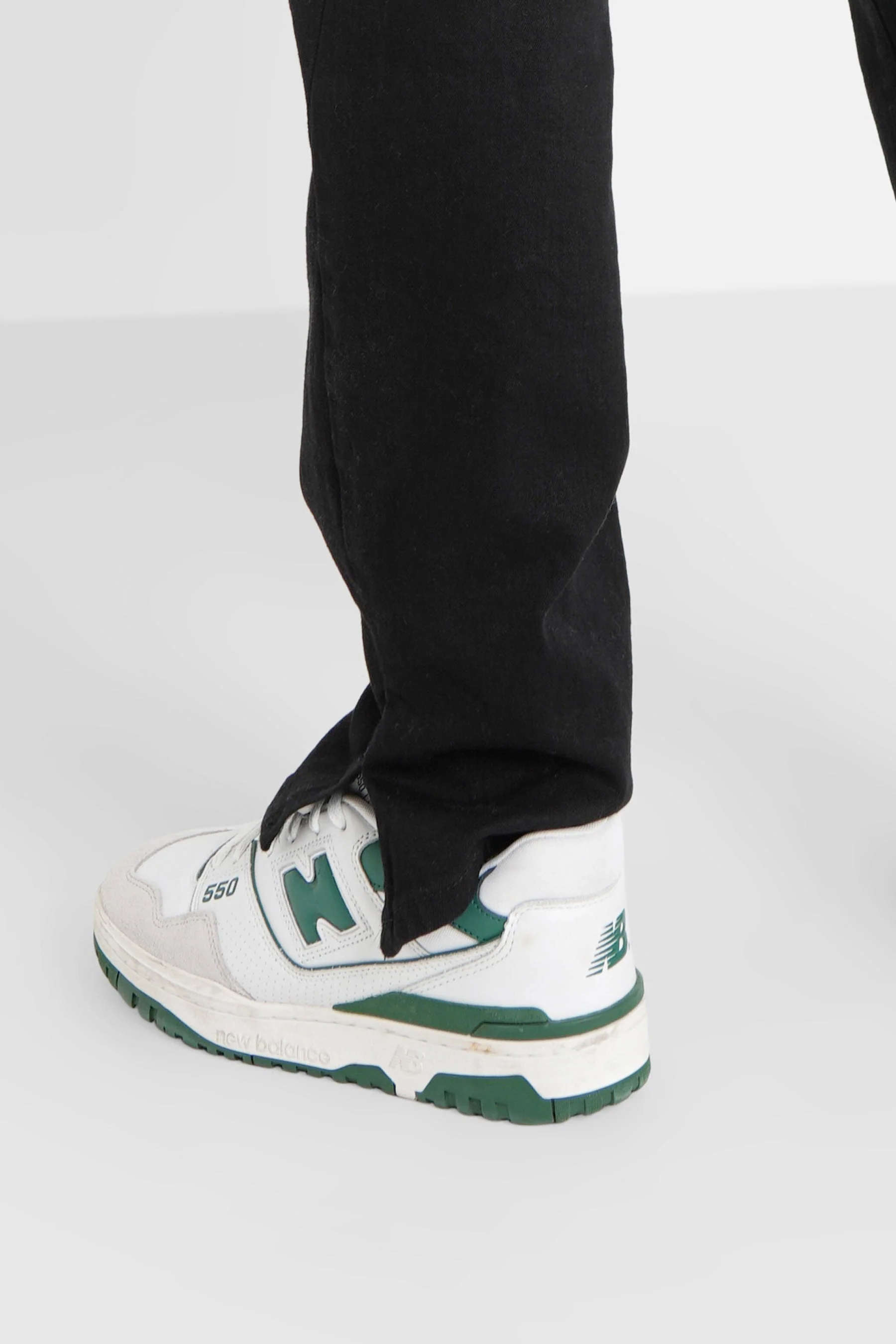 Jean regular uni fentes Noir - Image 3