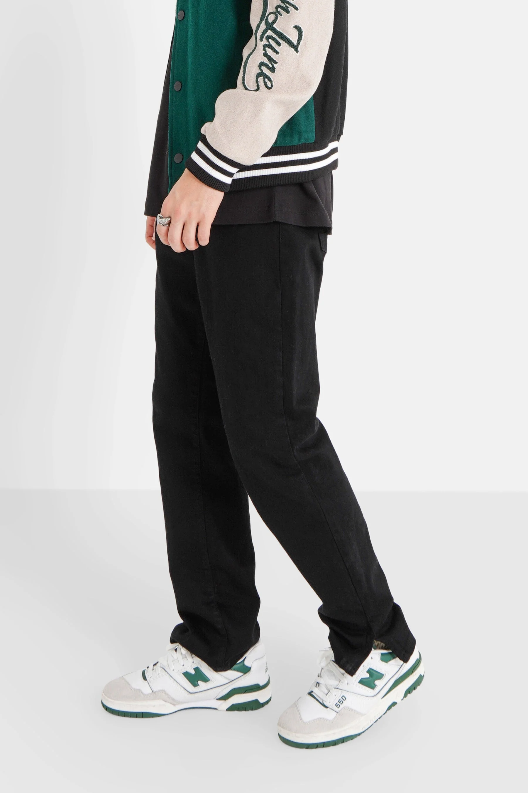 Jean regular uni fentes Noir - Image 4