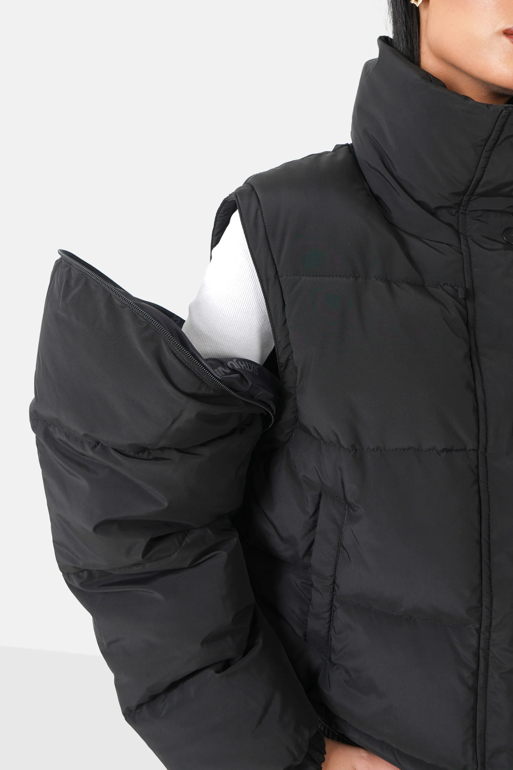 REMOVABLE sleeveless puffer jacket - Image 4